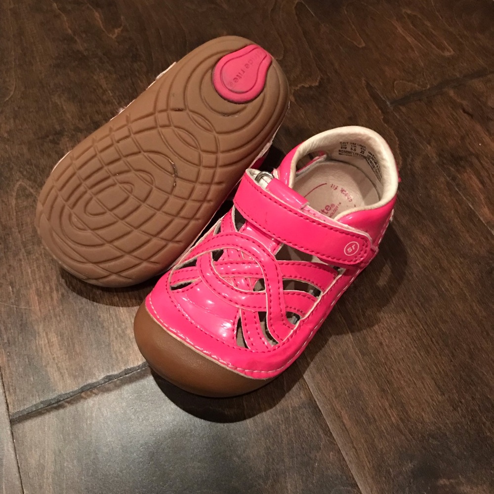 Hot pink stride rite
